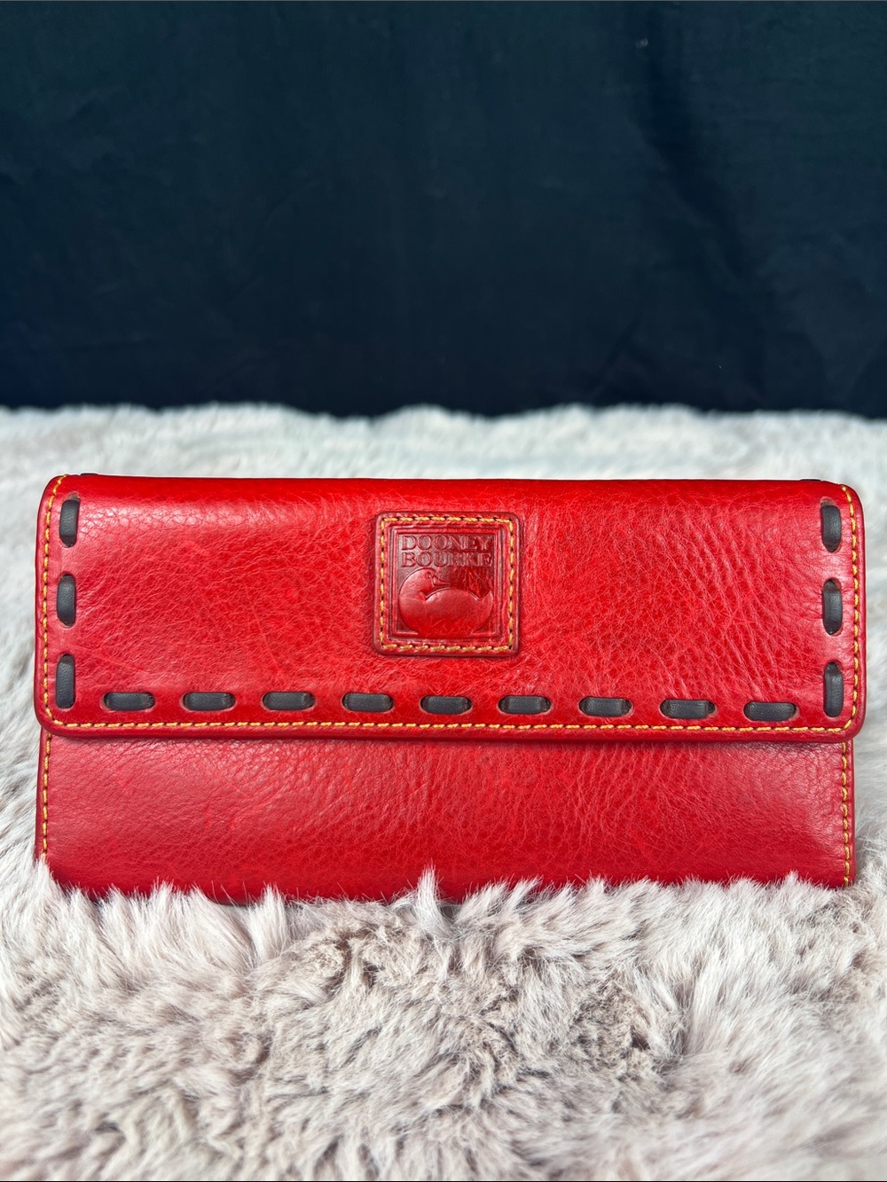 Dooney & Bourke Vintage Red Leather Continental Clutch Wallet Whipstitch